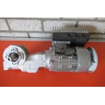 4,5 RPM  0,12 kW Asmaat 18 mm Frequentieregeling. UNUSED 